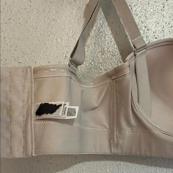 Cream Strapless T-Shirt Bra with Molded Cups - Picture 9 of 11